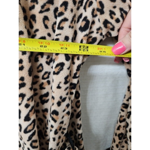 Vtg Womens Whispers Cheetah Leopard Velour Long Robe Sz Lg Mob Wife Grannycore - Picture 12 of 12